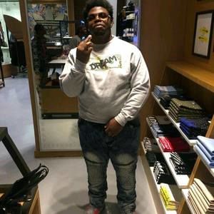 Meet your Posher, Deandre